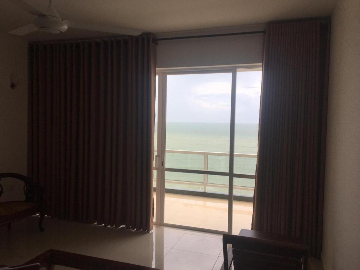 Apartamento Aqua Vista Uswetakeiyawa Exterior foto